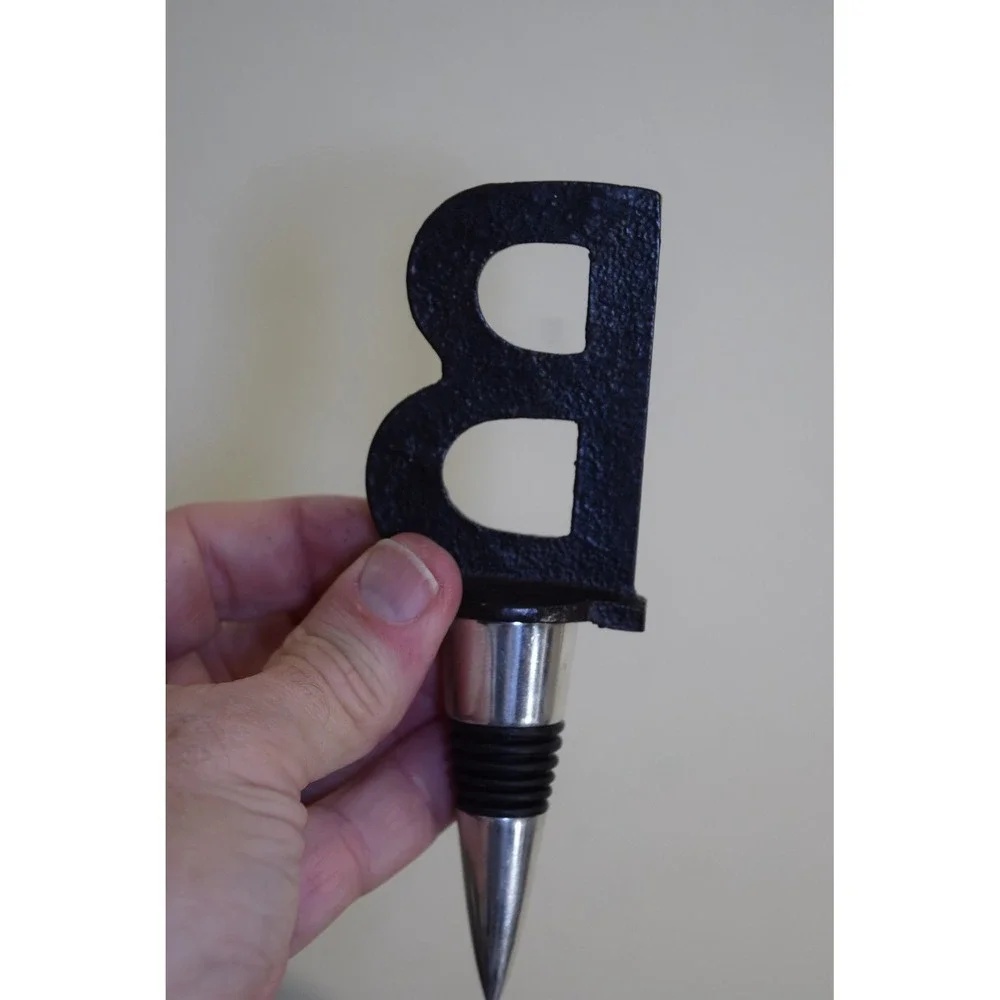 Cast Iron Wrought Iron Look LETTER B Top Wine Bottle Stopper Bar Accessory